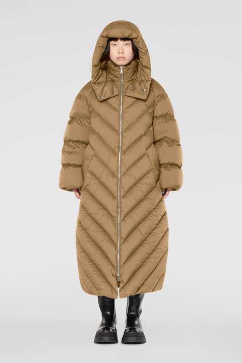 Oversize down coat with detachable hood