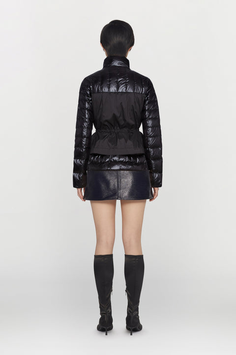 Ultralight nylon jacket padded with duck down